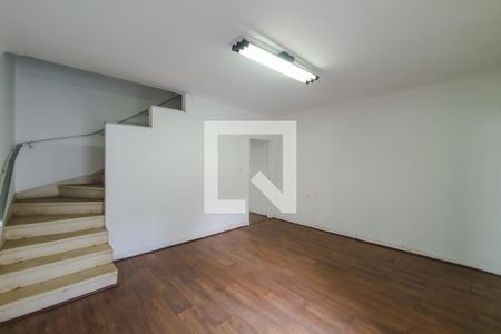 Casa para alugar com 190m², 3 quartos e 3 vagas Casa para alugar com 190m², 3 quartos e 3 vagasSala 2