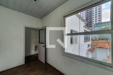 Casa para alugar com 190m², 3 quartos e 3 vagas Casa para alugar com 190m², 3 quartos e 3 vagasQuarto 3
