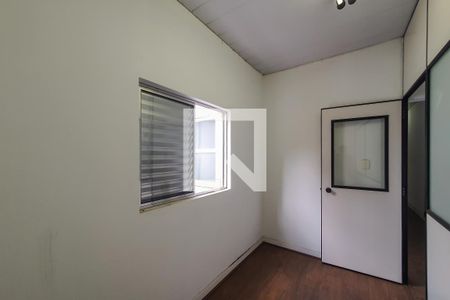 Casa para alugar com 190m², 3 quartos e 3 vagas Casa para alugar com 190m², 3 quartos e 3 vagasQuarto 4