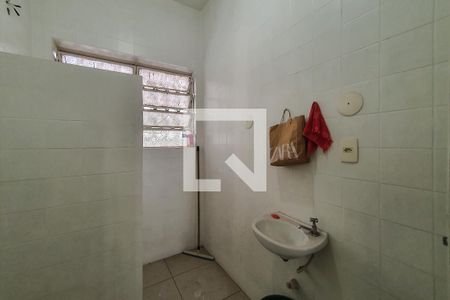 Casa para alugar com 190m², 3 quartos e 3 vagas Casa para alugar com 190m², 3 quartos e 3 vagasBanheiro 1