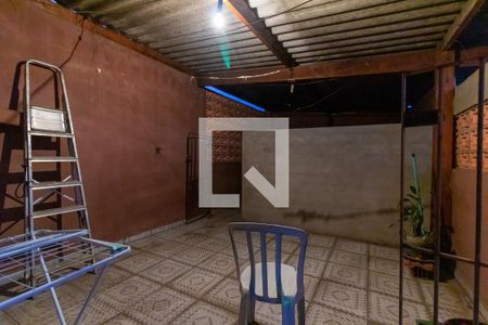 Casa à venda com 180m², 5 quartos e sem vagaÁrea de Serviço