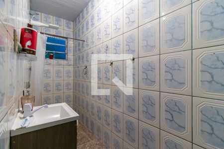 Casa à venda com 180m², 5 quartos e sem vagaBanheiro - Casa 02