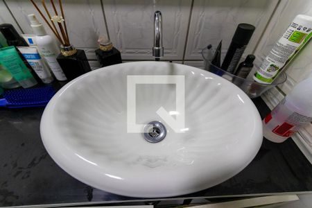 Casa à venda com 180m², 5 quartos e sem vagaBanheiro - Casa 01