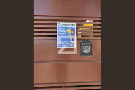 Casa à venda com 130m², 2 quartos e 2 vagas Casa à venda com 130m², 2 quartos e 2 vagasplaquinha