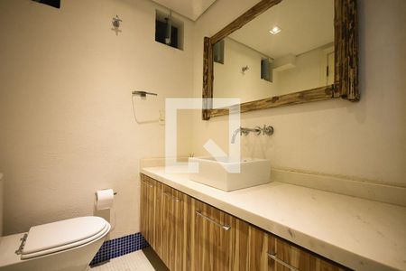 Apartamento para alugar com 220m², 5 quartos e 4 vagasBanheiro suíte 2