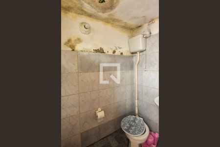 Casa para alugar com 50m², 1 quarto e 1 vaga Casa para alugar com 50m², 1 quarto e 1 vagaBanheiro