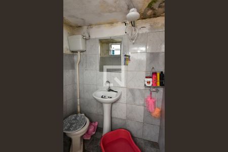 Casa para alugar com 50m², 1 quarto e 1 vaga Casa para alugar com 50m², 1 quarto e 1 vagaBanheiro