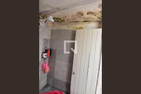 Casa para alugar com 50m², 1 quarto e 1 vaga Casa para alugar com 50m², 1 quarto e 1 vagaBanheiro