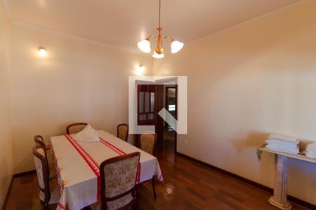 Casa para alugar com 464m², 6 quartos e 2 vagas Casa para alugar com 464m², 6 quartos e 2 vagasSala de Jantar