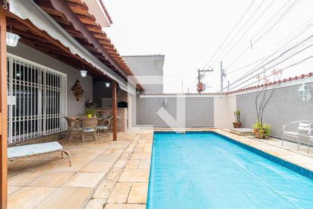 Casa à venda com 280m², 4 quartos e 5 vagasPiscina/Currasqueira