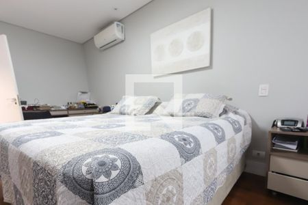 Casa à venda com 280m², 3 quartos e 4 vagasSuíte 1