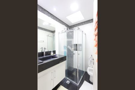 Casa à venda com 280m², 3 quartos e 4 vagasBanheiro da Suíte 3