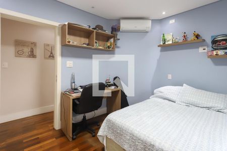 Casa à venda com 280m², 3 quartos e 4 vagasSuíte 2