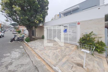 Casa à venda com 280m², 3 quartos e 4 vagasFachada