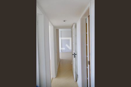 Apartamento para alugar com 95m², 3 quartos e 1 vaga Apartamento para alugar com 95m², 3 quartos e 1 vagaCorredor