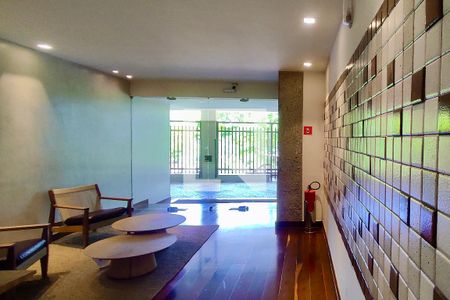 Apartamento para alugar com 95m², 3 quartos e 1 vaga Apartamento para alugar com 95m², 3 quartos e 1 vagaPortaria