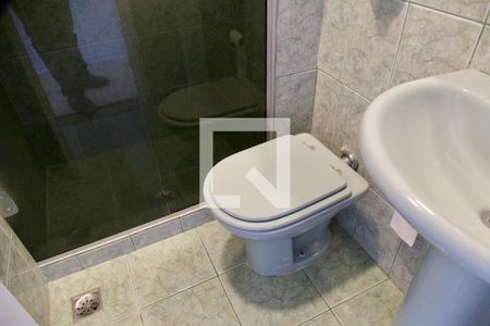 Apartamento para alugar com 95m², 3 quartos e 1 vaga Apartamento para alugar com 95m², 3 quartos e 1 vagaBanheiro social