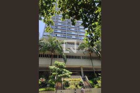Apartamento para alugar com 95m², 3 quartos e 1 vaga Apartamento para alugar com 95m², 3 quartos e 1 vagaFachada