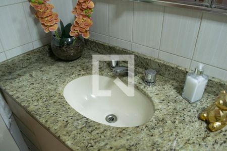 Casa à venda com 350m², 2 quartos e 4 vagasBanheiro