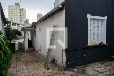 Casa à venda com 350m², 2 quartos e 4 vagasQuintal casa 2