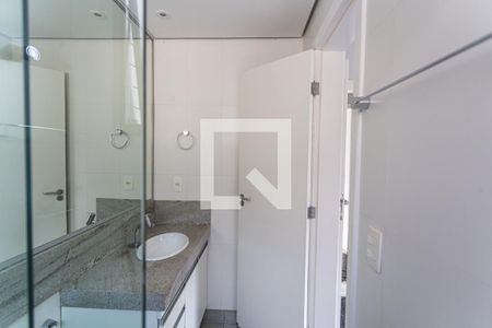 Apartamento para alugar com 76m², 2 quartos e 2 vagas Apartamento para alugar com 76m², 2 quartos e 2 vagasBanheiro da Suíte