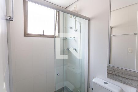 Apartamento para alugar com 76m², 2 quartos e 2 vagas Apartamento para alugar com 76m², 2 quartos e 2 vagasBanheiro da Suíte