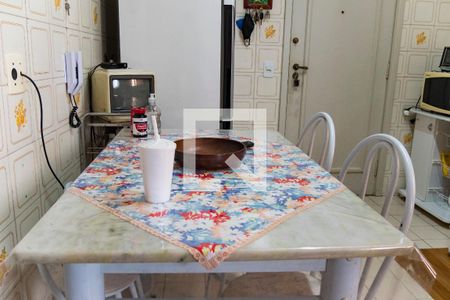 Apartamento à venda com 90m², 2 quartos e 1 vagaCozinha