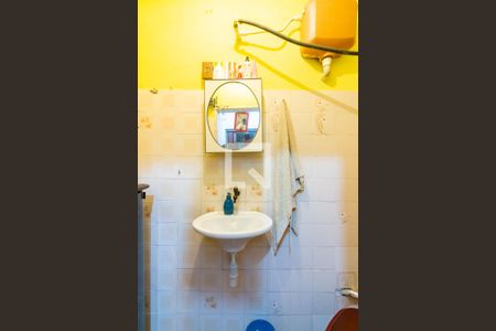 Casa à venda com 125m², 3 quartos e 2 vagas Casa à venda com 125m², 3 quartos e 2 vagasBanheiro 2