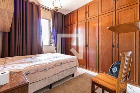 Casa à venda com 199m², 4 quartos e 4 vagasQuarto 2