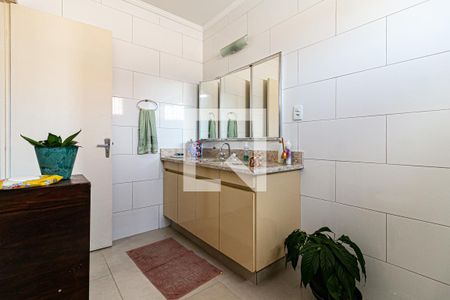 Casa à venda com 199m², 4 quartos e 4 vagasBanheiro da Suíte