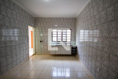 Casa para alugar com 160m², 3 quartos e 3 vagas Casa para alugar com 160m², 3 quartos e 3 vagasCozinha