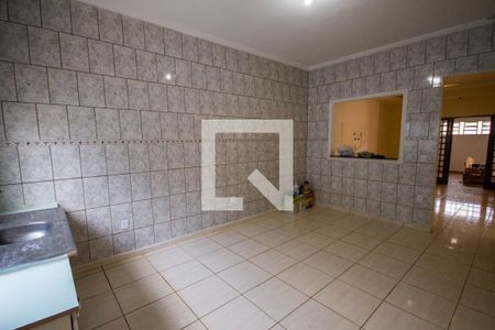 Casa para alugar com 160m², 3 quartos e 3 vagas Casa para alugar com 160m², 3 quartos e 3 vagasCozinha