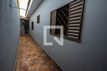 Casa para alugar com 160m², 3 quartos e 3 vagas Casa para alugar com 160m², 3 quartos e 3 vagasCorredor Externo