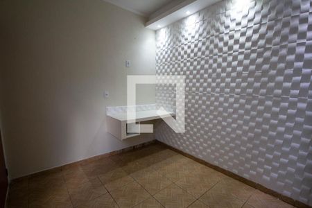 Casa para alugar com 160m², 3 quartos e 3 vagas Casa para alugar com 160m², 3 quartos e 3 vagasSuíte