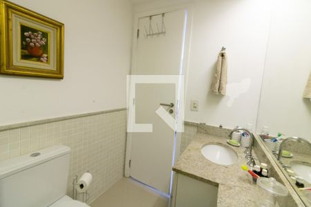 Apartamento à venda com 134m², 2 quartos e 1 vagaBanheiro da Suíte