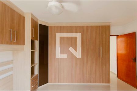 Casa à venda com 176m², 3 quartos e 5 vagasSuíte