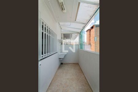 Casa à venda com 176m², 3 quartos e 5 vagasÁrea de Serviço