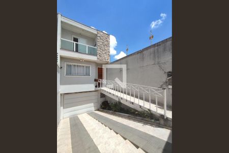 Casa à venda com 176m², 3 quartos e 5 vagasFachada Interna