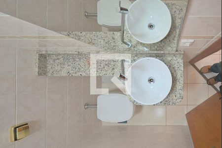 Apartamento para alugar com 102m², 3 quartos e 2 vagasLavabo