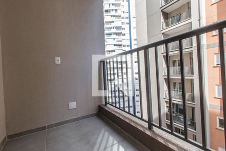 Varanda de apartamento para alugar com 2 quartos, 56m² em Alphaville Empresarial, Barueri