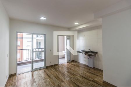 Sala de TV de apartamento para alugar com 2 quartos, 56m² em Alphaville Empresarial, Barueri