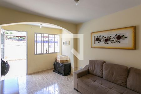 Sala de casa à venda com 2 quartos, 360m² em Renascença, Belo Horizonte