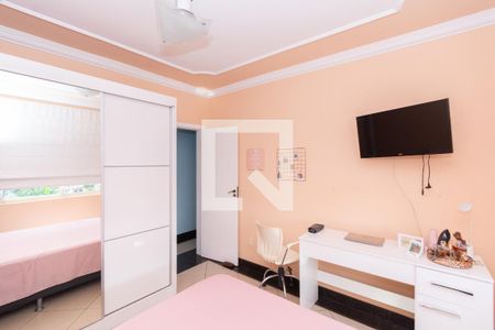 Apartamento à venda com 210m², 4 quartos e 2 vagasQuarto 2