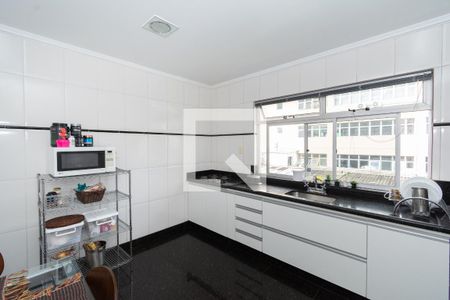 Apartamento à venda com 210m², 4 quartos e 2 vagasCozinha