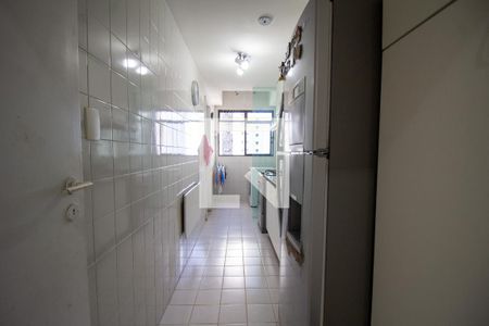 Apartamento à venda com 92m², 2 quartos e 2 vagasCozinha e Área de Serviço