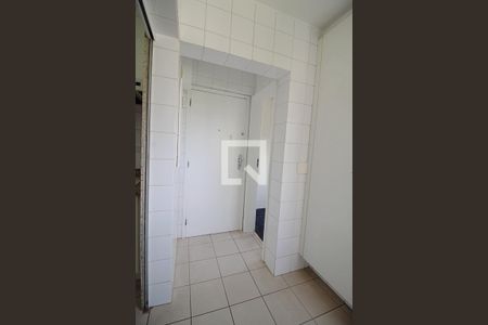 Apartamento para alugar com 124m², 3 quartos e 3 vagas Apartamento para alugar com 124m², 3 quartos e 3 vagasQuarto de Serviço