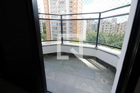Apartamento para alugar com 124m², 3 quartos e 3 vagas Apartamento para alugar com 124m², 3 quartos e 3 vagasVaranda do Suíte 3