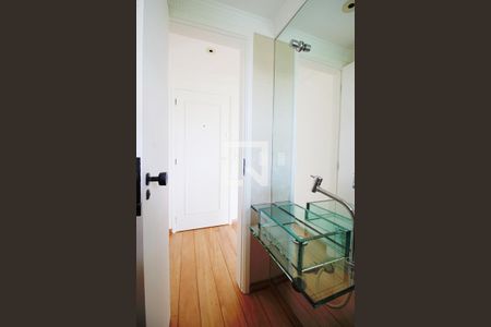 Apartamento para alugar com 124m², 3 quartos e 3 vagas Apartamento para alugar com 124m², 3 quartos e 3 vagasLavabo