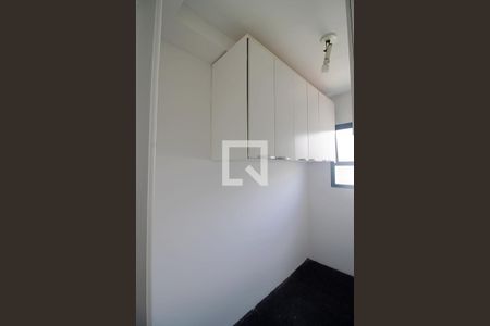 Apartamento para alugar com 124m², 3 quartos e 3 vagas Apartamento para alugar com 124m², 3 quartos e 3 vagasQuarto de Serviço
