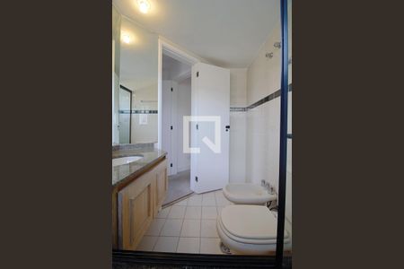 Apartamento para alugar com 124m², 3 quartos e 3 vagas Apartamento para alugar com 124m², 3 quartos e 3 vagasBanheiro da Suíte 3